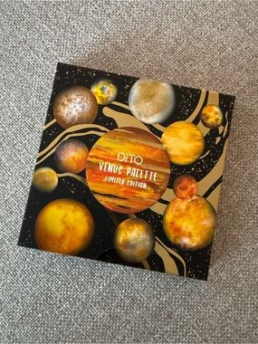 DiTO Venus Palette - Limited Edition Eyeshadow Palette